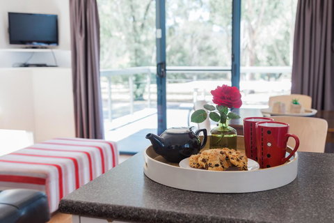 Eildon Pondage Holiday Park - Accommodation Guide 0