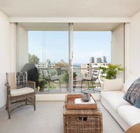 Elizabeth Bay Home with a View - Accommodation Asia