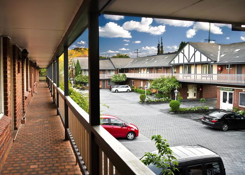 Elizabethan Lodge - Accommodation Asia 0