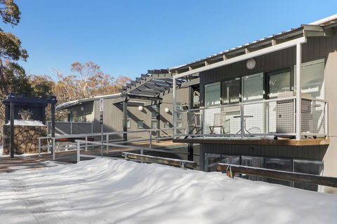 Elkhorn 11 - Accommodation Asia 1