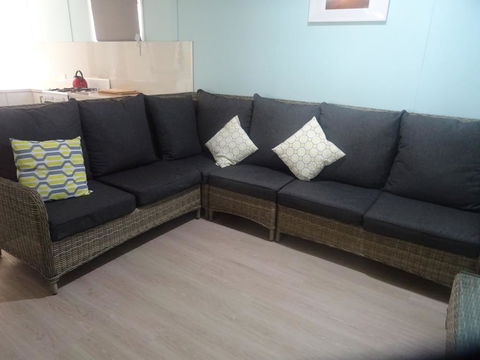 Elouera Units - Accommodation Asia 3
