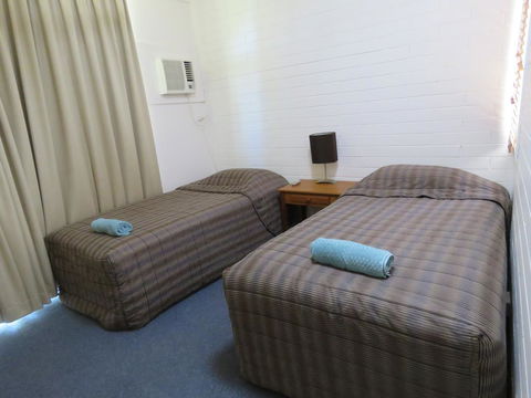Emerald Gardens Motel & Apartments - Accommodation Asia 2