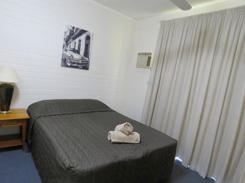 Emerald Gardens Motel & Apartments - Accommodation Asia 3
