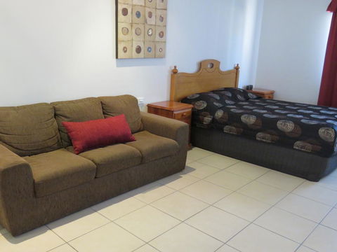 Emerald Gardens Motel & Apartments - Accommodation Asia 1