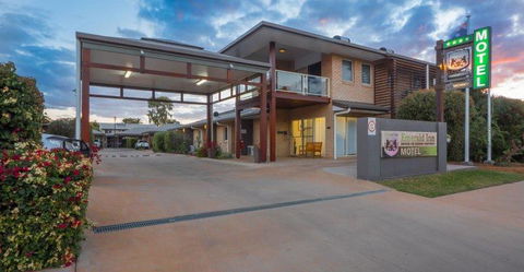 Emerald Inn - Accommodation Asia 0