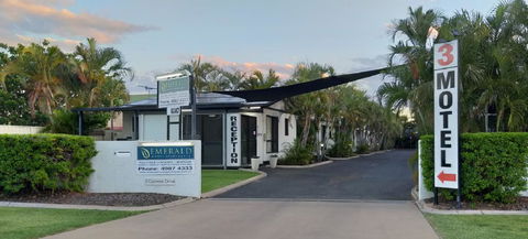 Emerald Motel Apartments - Accommodation Asia 0