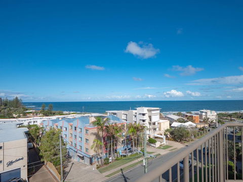 Emerald Shores Unit 6, 8 Orvieto Terrace, Kings Beach - Accommodation China 3