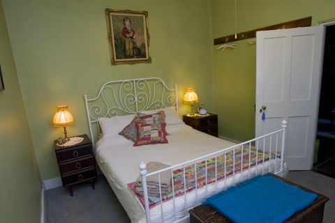 Emma Tiver Heritage Cottage - Accommodation Asia 3