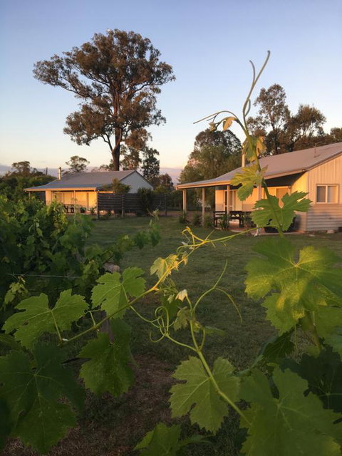 Emma's Cottage Vineyard - Accommodation Asia 3
