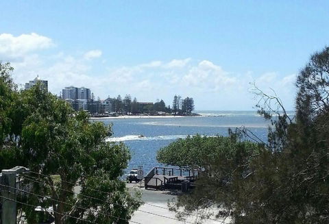 Endeavour Court U6, 15 Landsborough Pde - Accommodation Asia 0