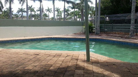 Endeavour Court U6, 15 Landsborough Pde - Accommodation Asia 1