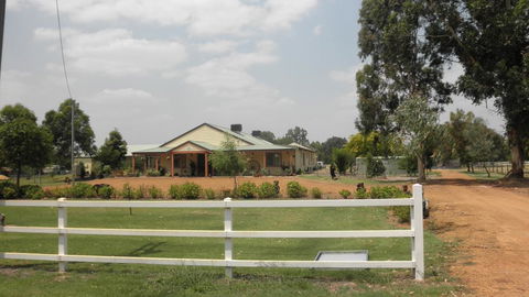 Enderslie House Bed & Breakfast - Accommodation Asia 1
