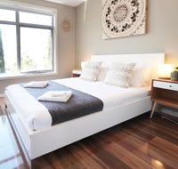 EROS City Fringe - Wifi Wine Netflix Pets OK and Park views - Accommodation Asia