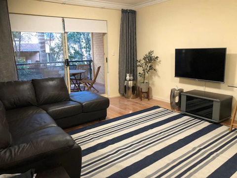 Escape To Strathfield For 8 Guests - Accommodation China 0