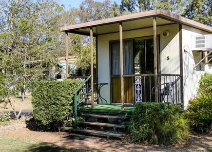 Esk Caravan Park & Rail Trail Motel - Accommodation Guide 2