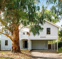 EVERGREEN BEACH HOUSE - Accommodation China