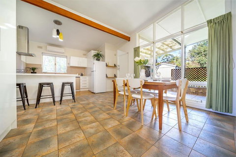 Evergreen On Franklin-Family Friendly - Wifi - Unique - Accommodation Asia 1