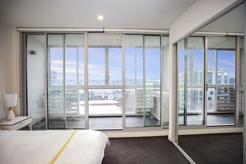 Everhome Spencer Street 704 - Accommodation Guide 1