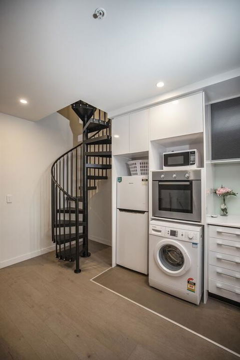 Everhome Spencer Street 704 - Accommodation Guide 3