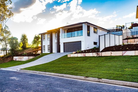 Executive Home Accomodation - Accommodation Asia 0