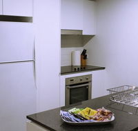 Executively Styled 2 Bed 2 Bath Perfect Location - Accommodation Asia