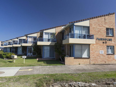 Fairholme 12 - Accommodation Guide 2