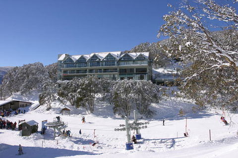 Falls Creek Country Club - Accommodation Asia 0