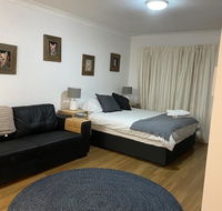 Family Unit March St Orange - Accommodation Asia