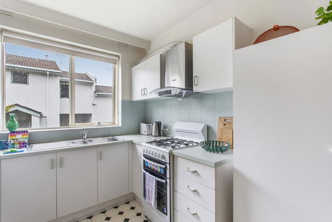 Family-friendly Apartment In Green Glen Iris - Accommodation Guide 1