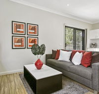 Family-friendly hideaway in quiet suburb - Accommodation Asia