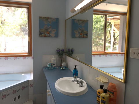 Farm Guests House - Accommodation Asia 1