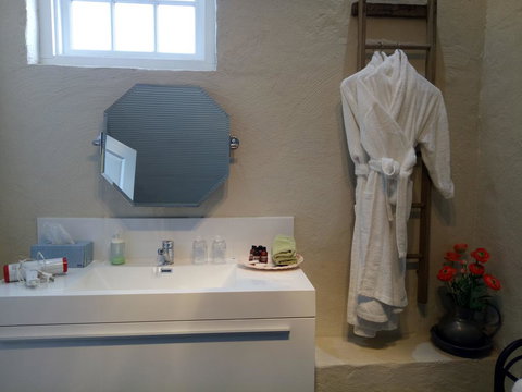 Faversham House - Accommodation Guide 2