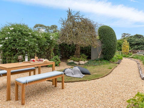 Fig Tree Cottage - Accommodation Asia 1