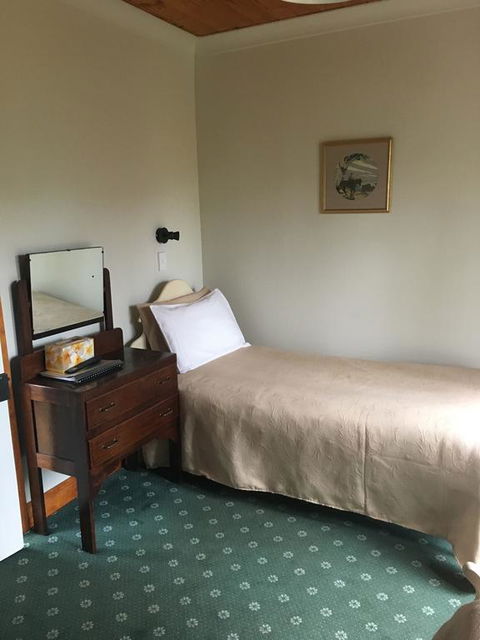 Fitzpatricks Inn - Accommodation China 1