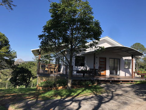 Flame Tree Chalet - Accommodation China 2