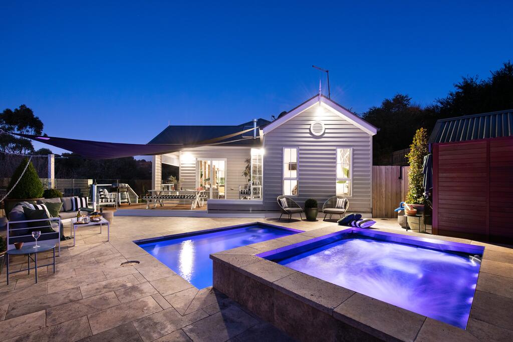  Accommodation Asia