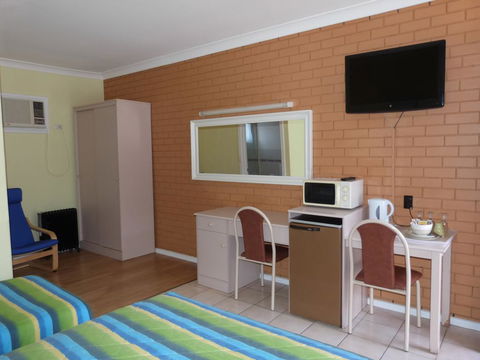 Fullarton Motor Lodge - Accommodation Guide 2