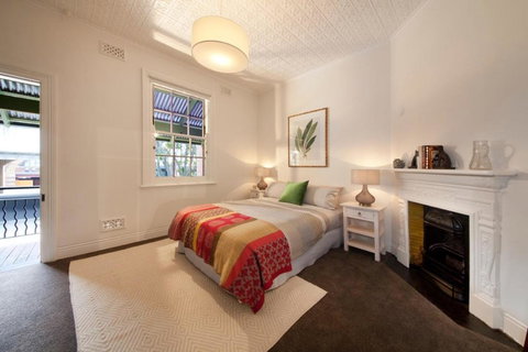 FUN TIMES In HUGE House 1 Minute To SYDNEY HARBOUR - Accommodation Guide 1