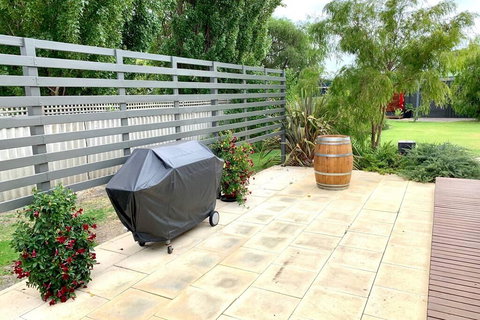 Gale Street Retreat Busselton - Accommodation Asia 0