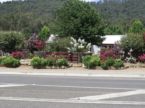 Gatekeepers Traditional Bed & Breakfast - Accommodation Asia 0