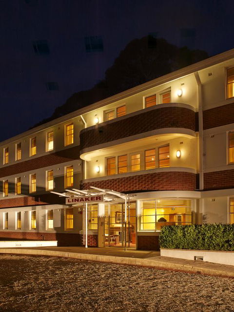 George Kerferd Hotel - Accommodation Guide 3