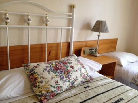 Georgian Court B&B Guest House - Accommodation Guide 2