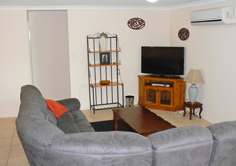 Geraldton Luxury Vacation Home - Accommodation Asia 2