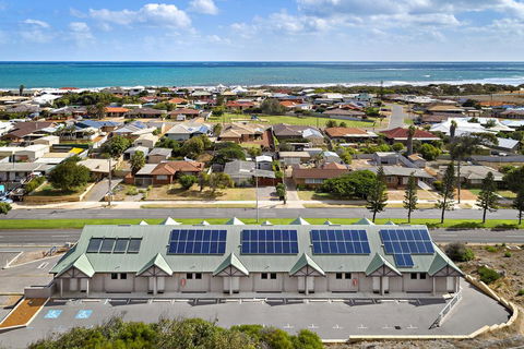 Geraldton Motor Inn - Accommodation Asia 1
