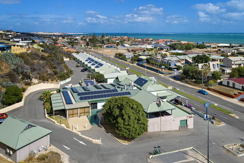 Geraldton Motor Inn - Accommodation Asia 2