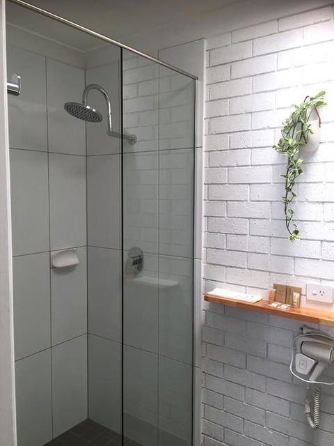 Gin Gin Village Motor Inn Motel - Accommodation China 3