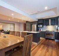 Gippsland Twelve-Spacious and Central with off street parking - Accommodation Asia