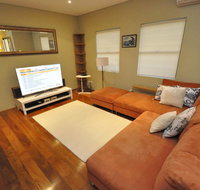 Glebe Self-Contained Modern One-Bedroom Apartment 47ROS - Accommodation Guide
