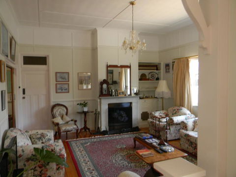 Glenellen Bed And Breakfast - Accommodation Asia 3