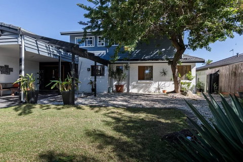 Gold Home@BroadBeach Gold Coast - Accommodation Asia 2